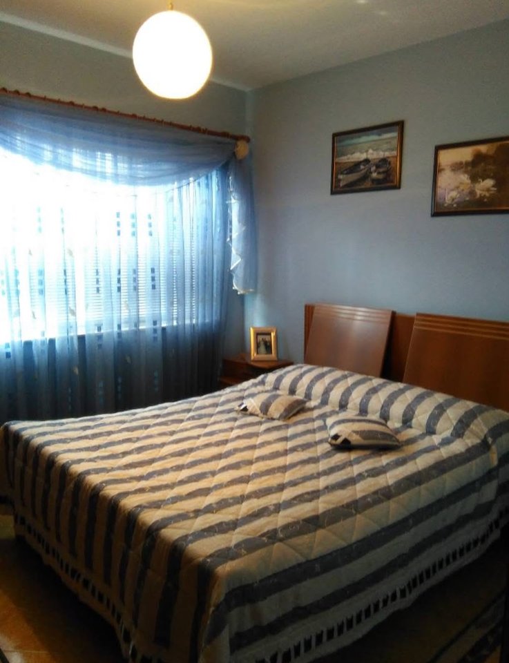 SHITET APARTAMENT 1+1 – PORCELAN, PRANË UET, TIRANË