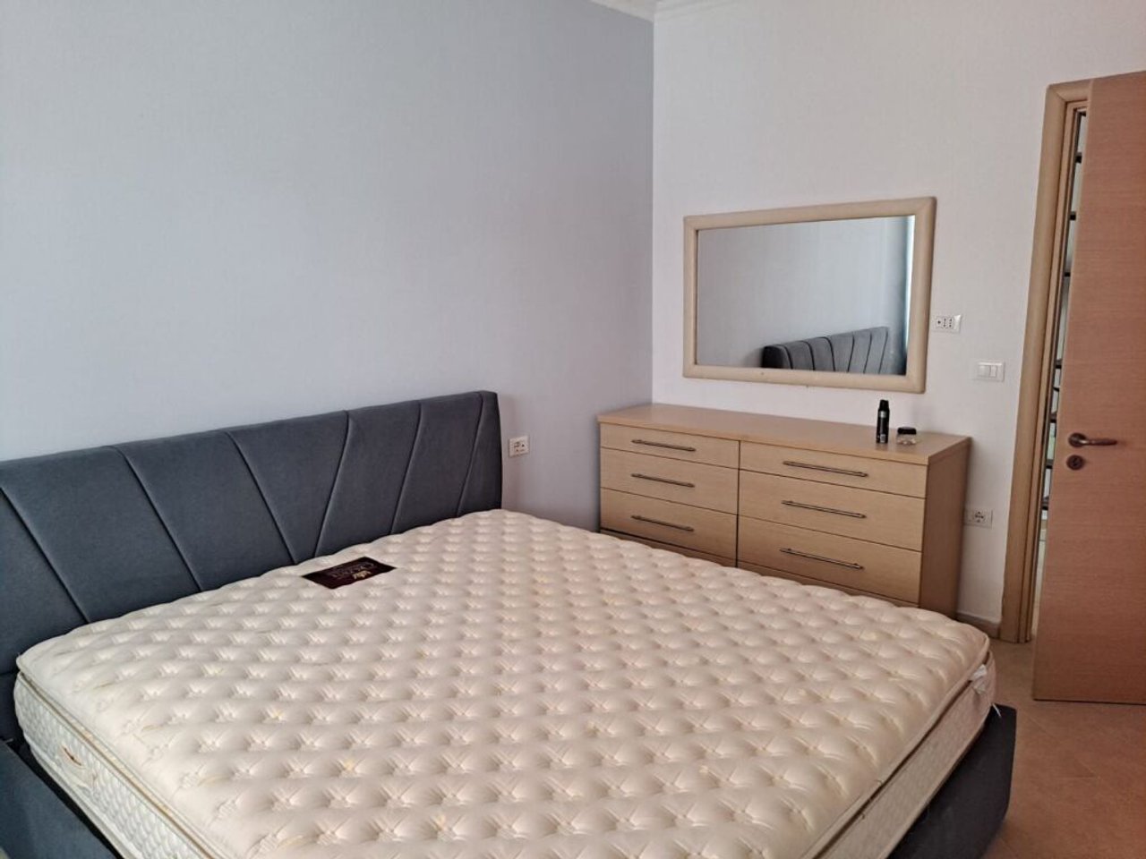 VENDESI APPARTAMENTO 2+1+2 – LAGO SECCO, TIRANA