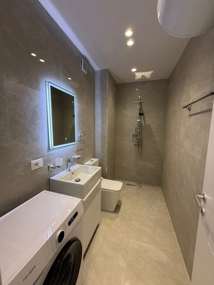 SHITET APARTAMENT 1+1 – MYSLYM SHYR, TIRANË