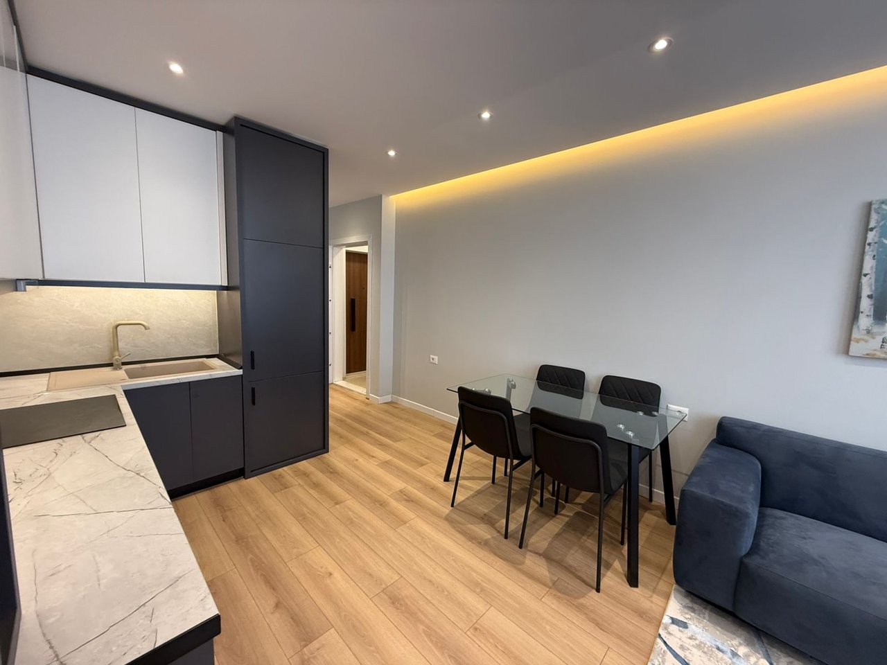 SHITET APARTAMENT 1+1 – MYSLYM SHYR, TIRANË