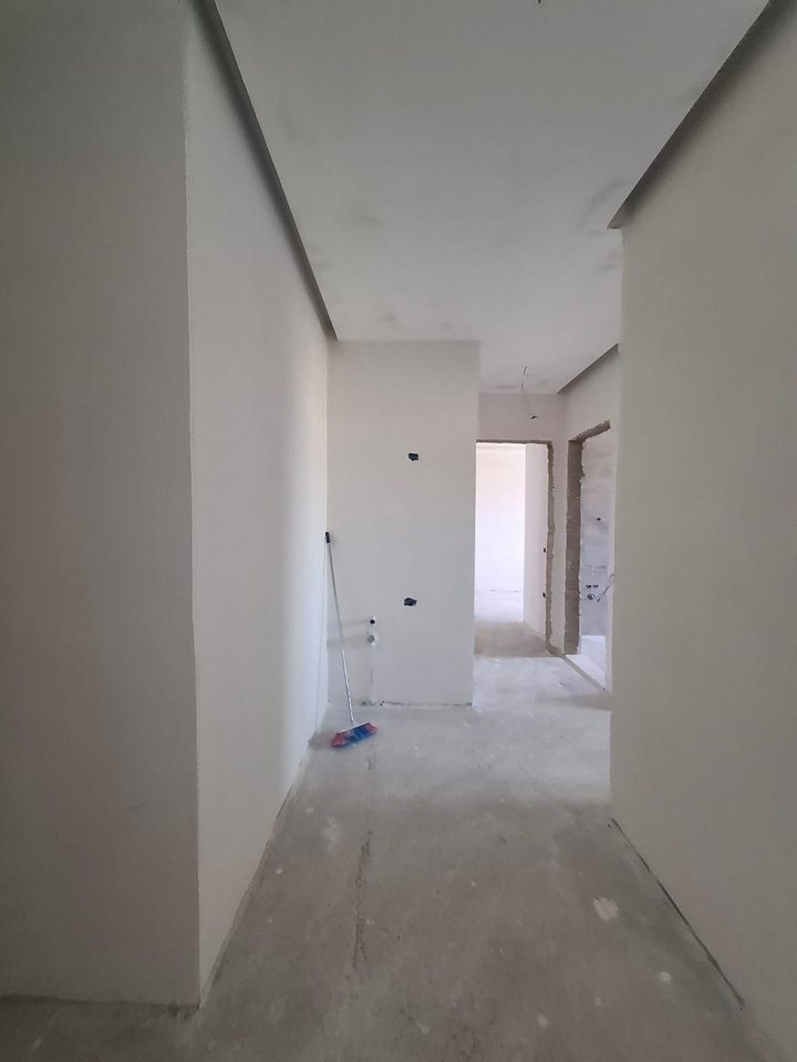 VENDESI APPARTAMENTO 1+1 – EX CAMPO DI AVIAZIONE, TIRANA