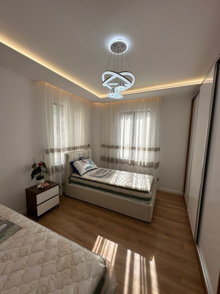 SHITET APARTAMENT 2+1 – PALLATI ME SHIGJETA, TIRANË