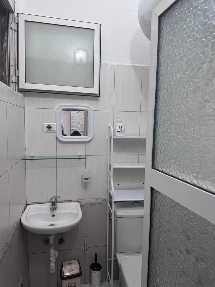 🏡 STUDIO APARTMENT FOR RENT – BLV. BAJRAM CURRI, 1 MAJI BUILDINGS, TIRANA