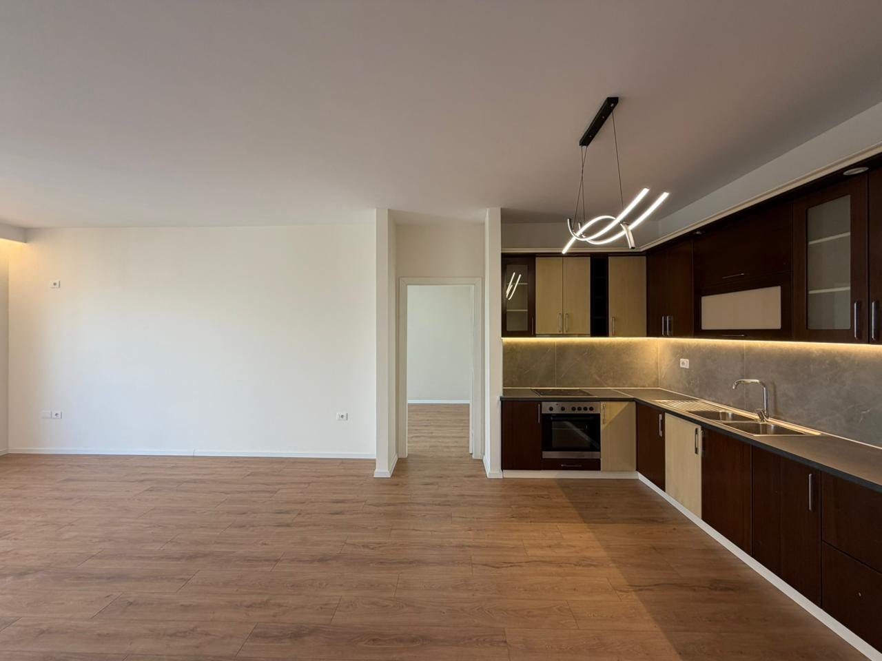 SHITET APARTAMENT 2+1 – 2 PALMAT, ASTIR