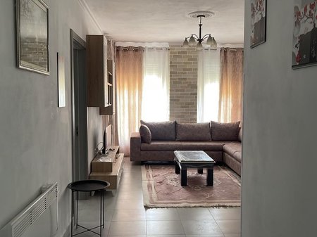 🏡 APARTAMENT 2+1 ME QIRA – RRUGA 5 MAJI