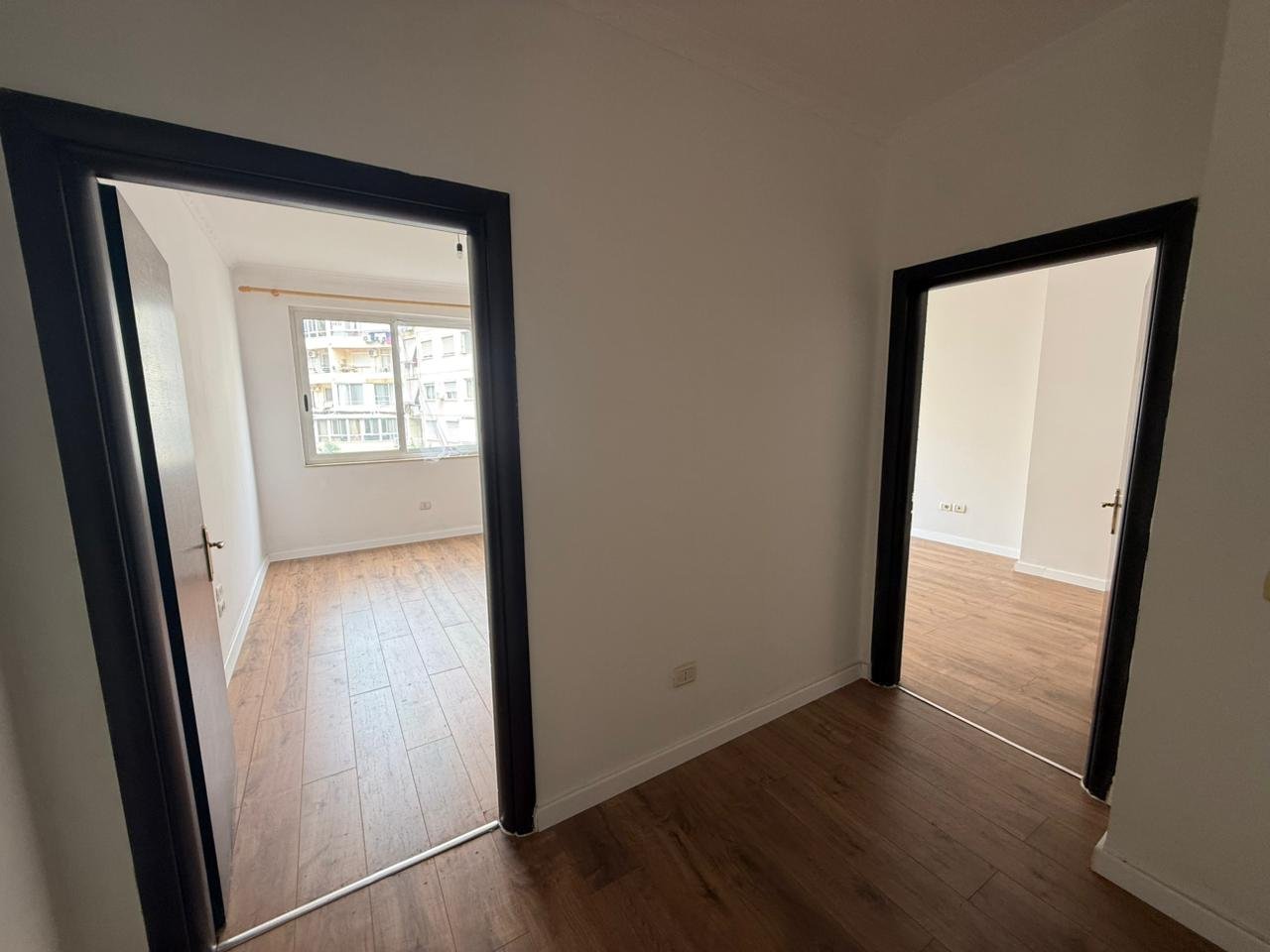SHITET APARTAMENT 2+1 – KOMPLEKSI FRATARI, ASTIR