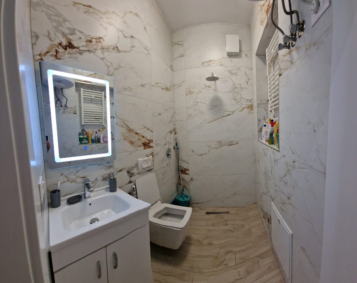 PRIVATE HOUSE FOR RENT – XHAMLLIK / MOTHER TERESA HOSPITAL