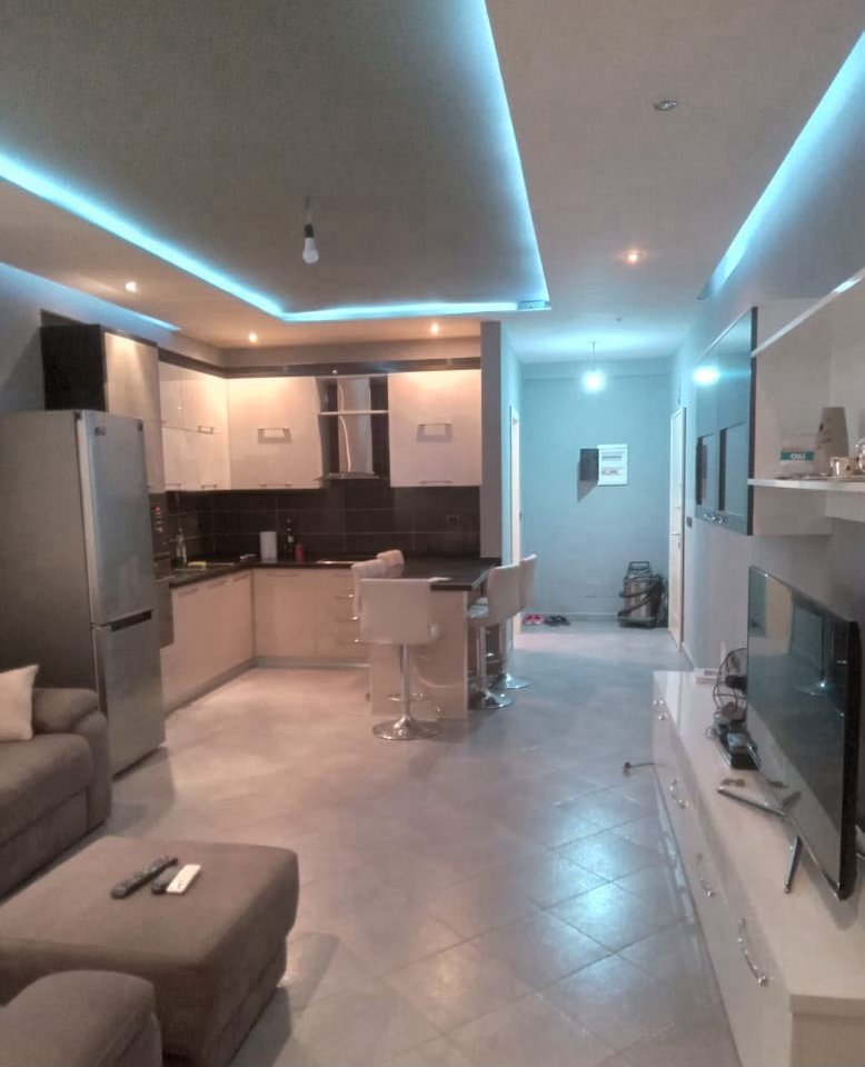 🏡 APPARTAMENTO 2+1 IN AFFITTO – UNAZA E RE, VICINO AL LOCALE ARTISTI