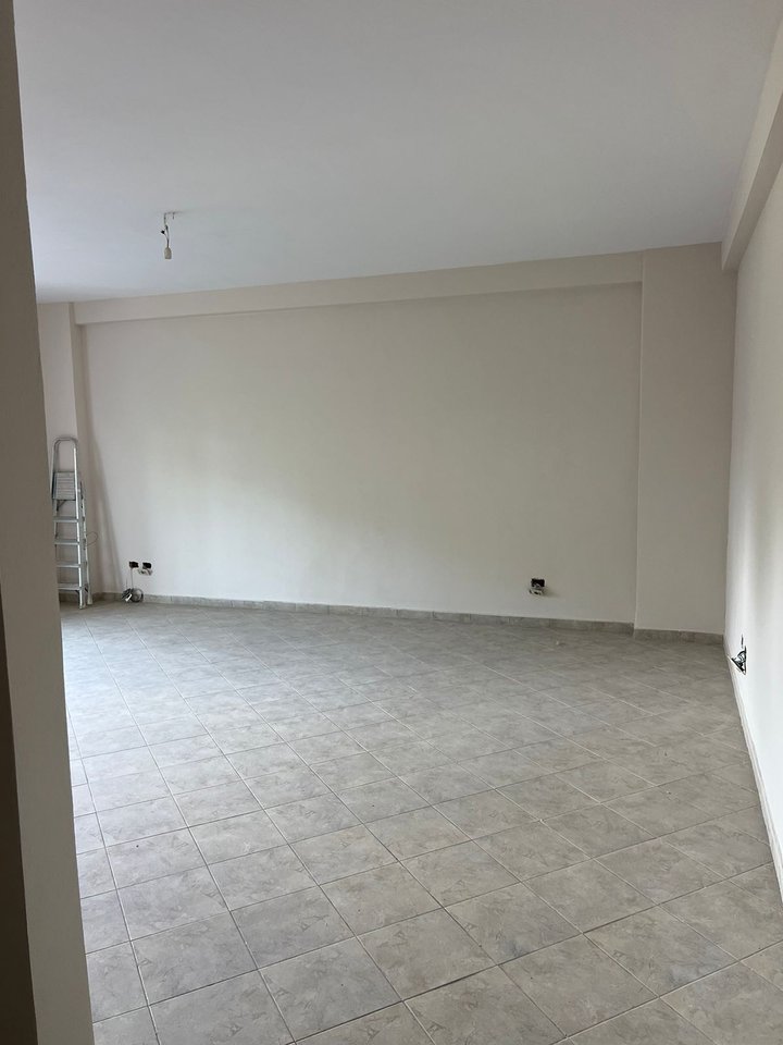 SHITET APARTAMENT 2+1 – RRUGA SOKRAT MIHO, ASTIR