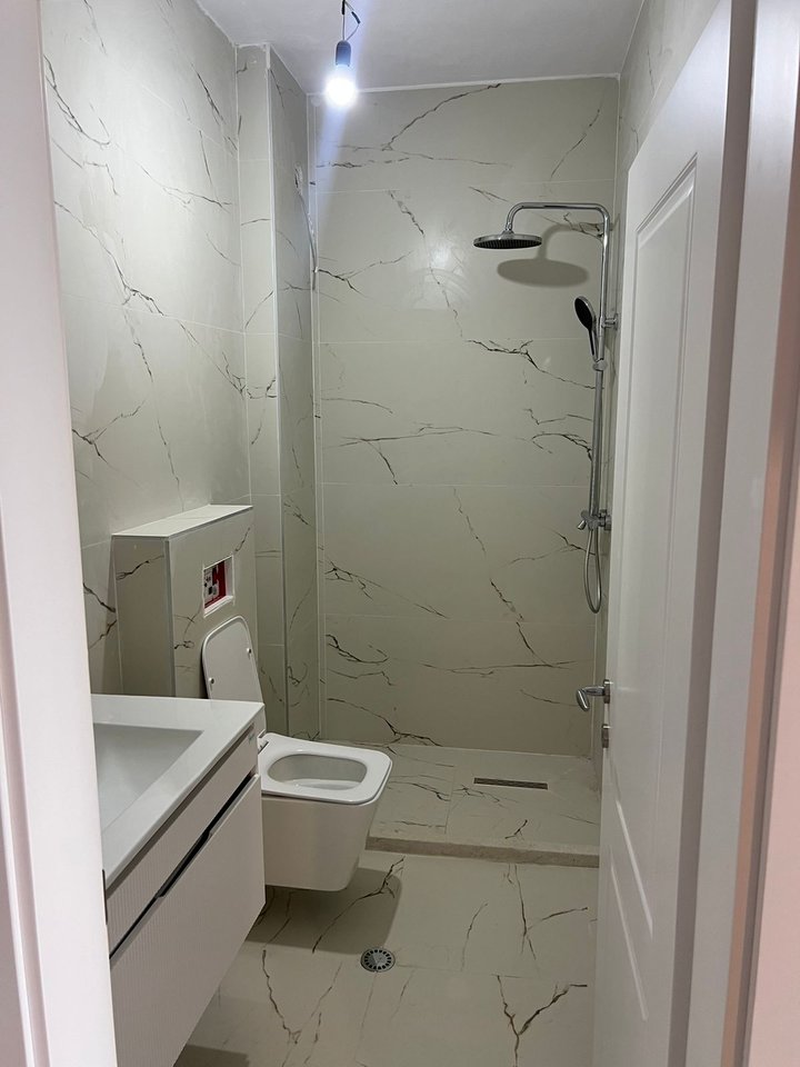 SHITET APARTAMENT 2+1 – RRUGA SOKRAT MIHO, ASTIR