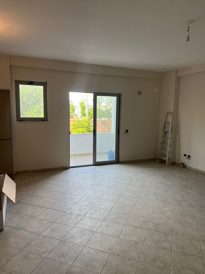 SHITET APARTAMENT 2+1 – RRUGA SOKRAT MIHO, ASTIR