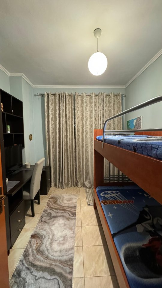 SHITET APARTAMENT 2+1 – ASTIR, PRANË KOMPLEKSIT MOLLA
