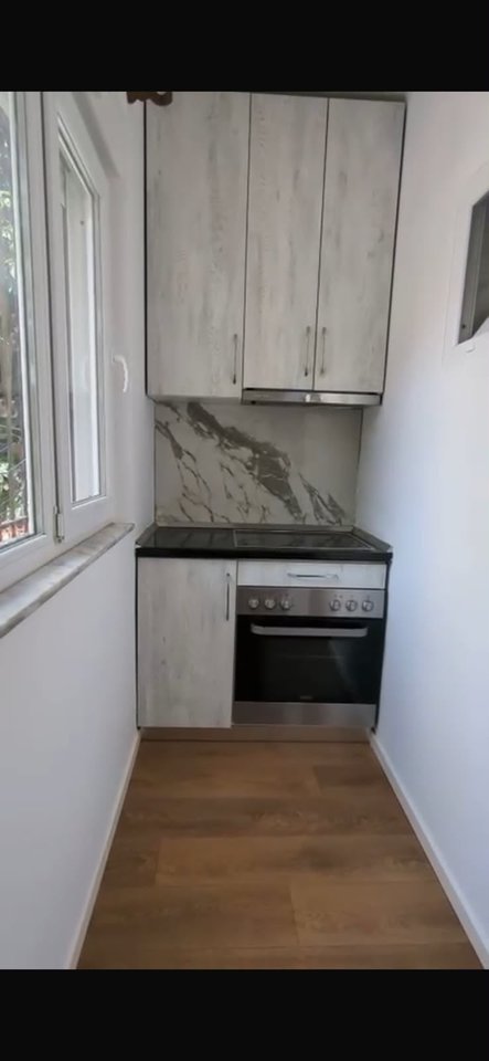 SHITET APARTAMENT 1+1+ANEKS – LAPRAKË, TEK KMY