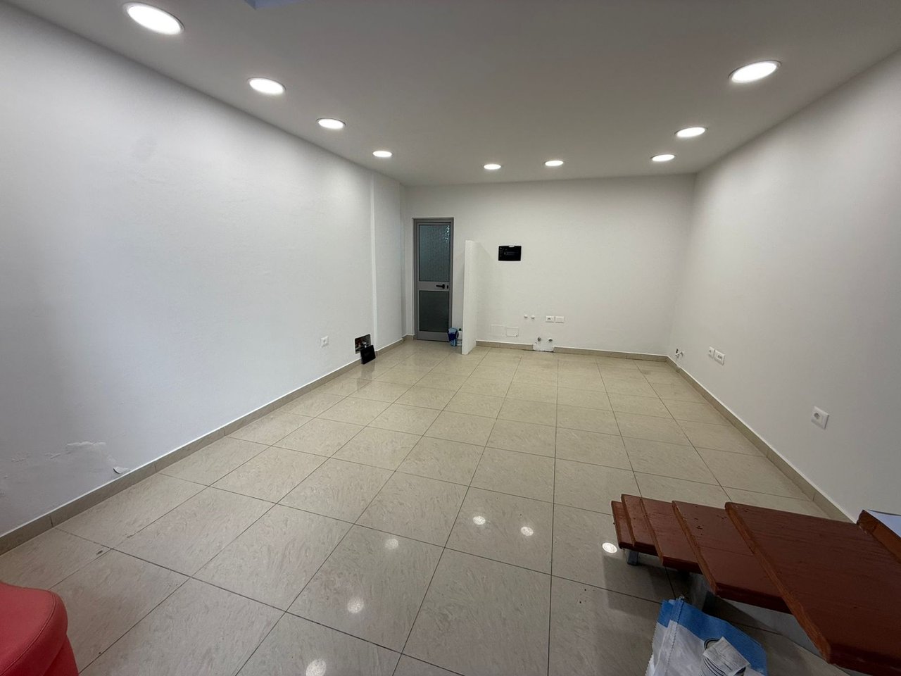 SHOP FOR RENT – ELBASAN STREET (NEAR THE MILL)