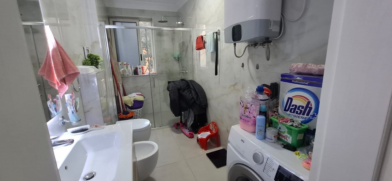 SHITET APARTAMENT 1+1 – VARRI I BAMIT