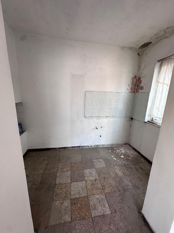 FOR SALE 3+1 APARTMENT – BRRYLI, IRANIANI