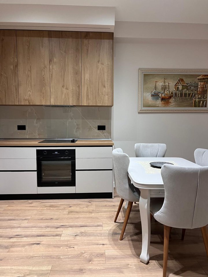 🏡 Jepet me qera apartament 1+1