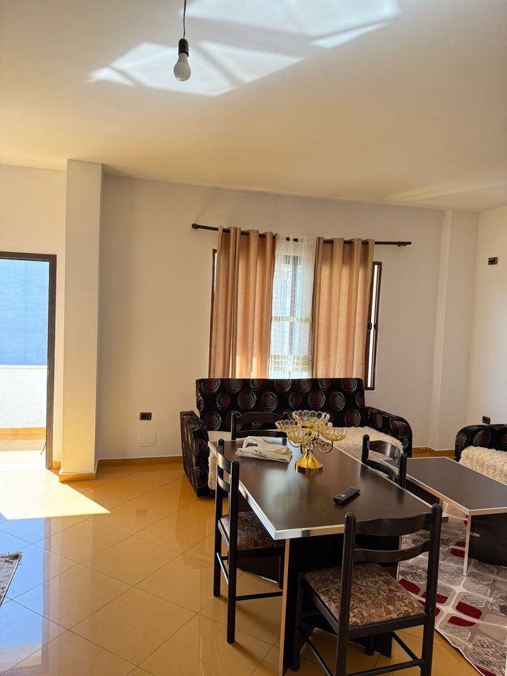 🏡 JEPET ME QERA APARTAMENT 1+1 – PAS KONVIKTEVE TË INXHINIERISË SË NDËRTIMIT