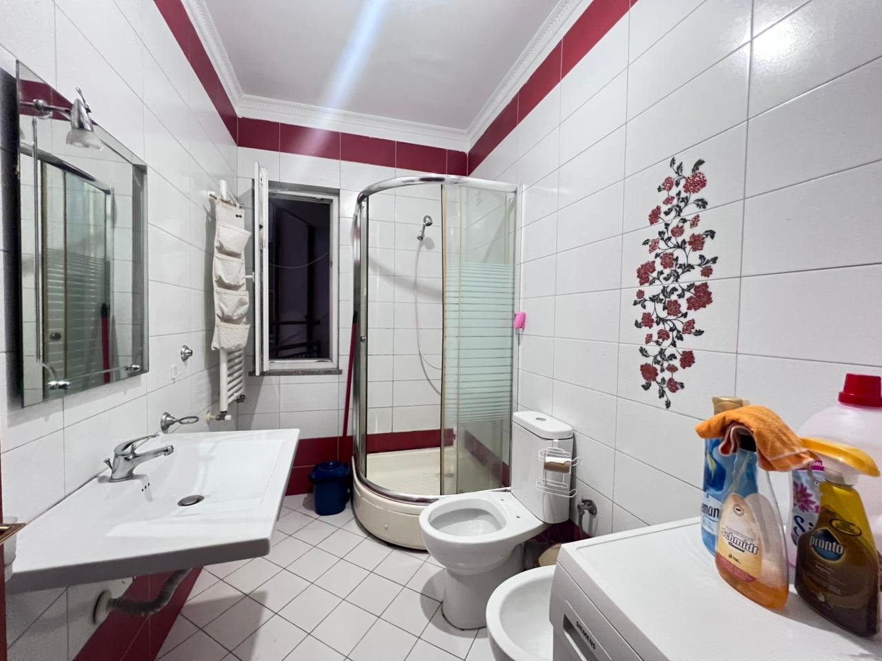 🏡 JEPET ME QERA APARTAMENT 1+1 – RR. XHANFIZE KEKO