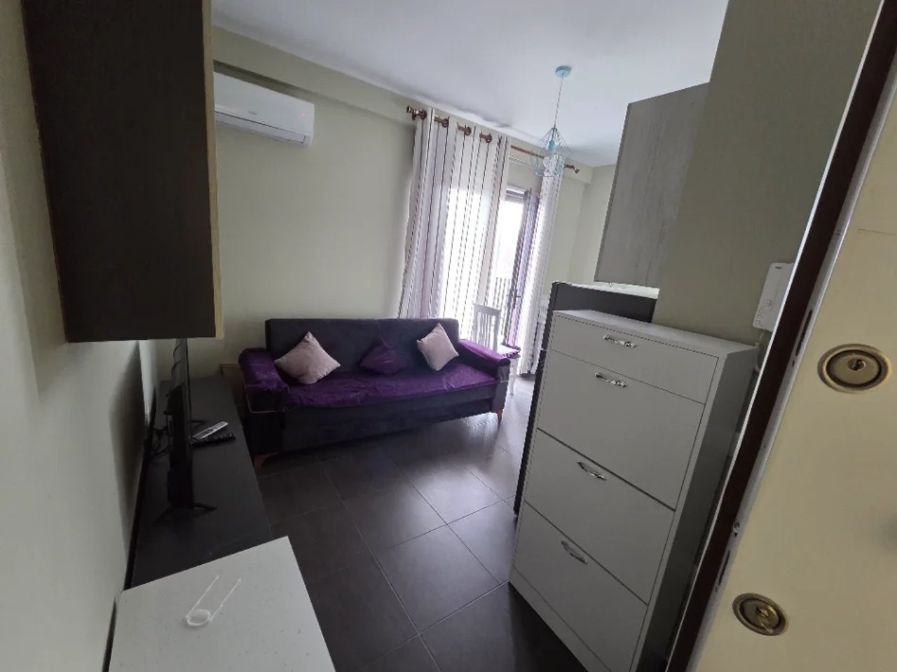 JEPET ME QIRA APARTAMENT 1+1 – RRUGA E ELBASANIT