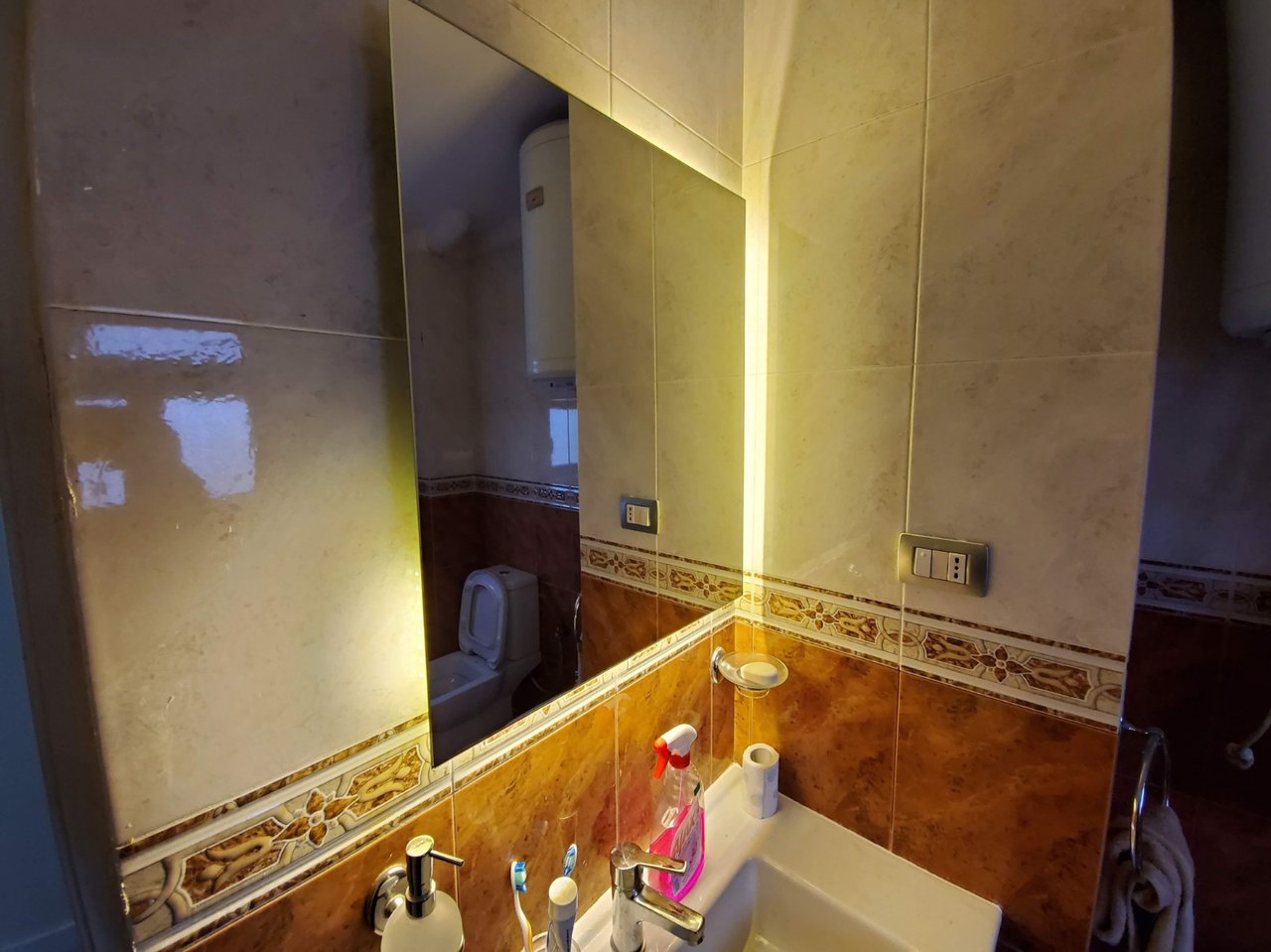 VENDESI APPARTAMENTO 1+1 – ALI DEM