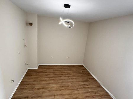 🏡 APARTAMENT 1+1 NË SHITJE – Kompleksi Molla, Astir