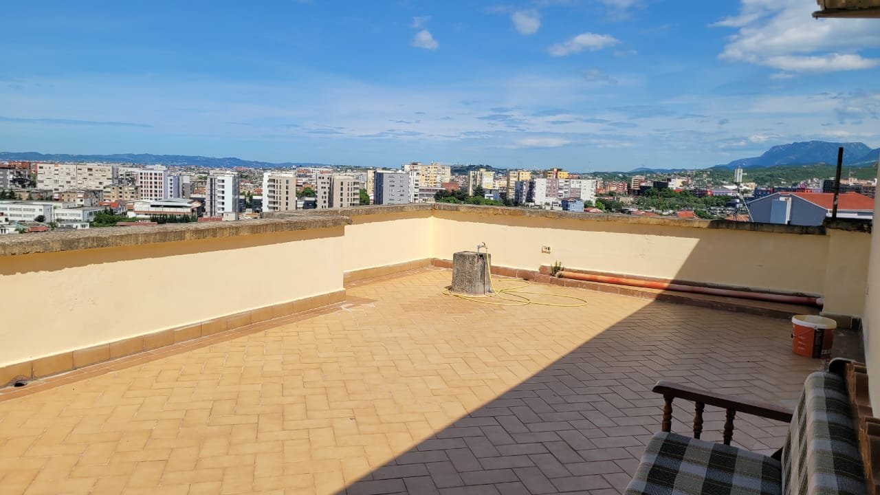 FOR RENT PENTHOUSE 3+1+3 – KODRA E PRIFTIT