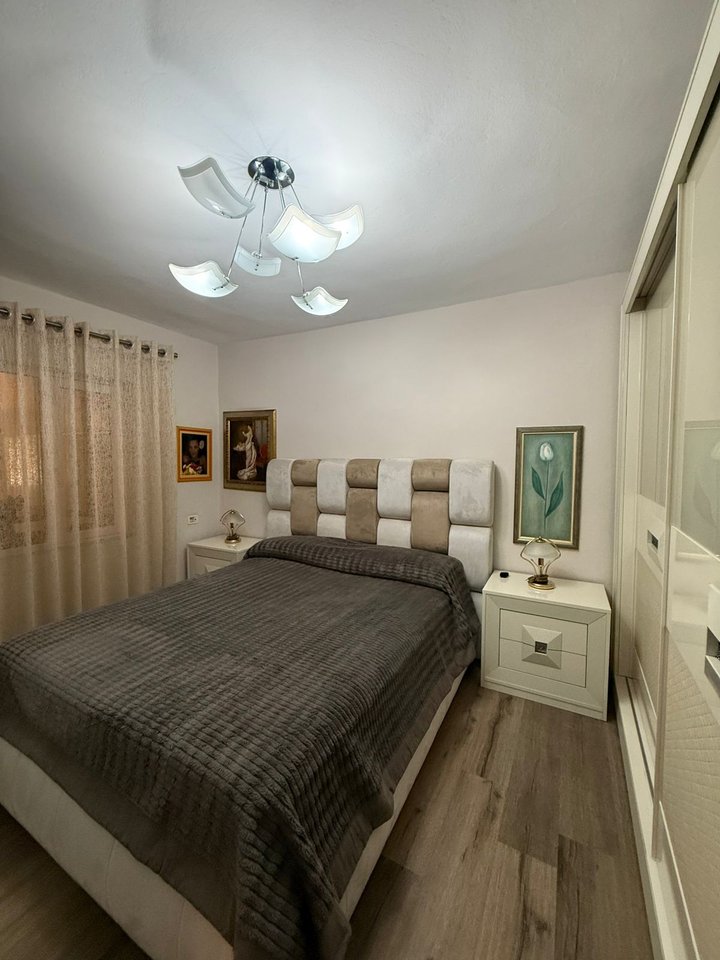 VENDESI APPARTAMENTO 2+1 – VIA KAVAJËS, VIA NAIM FRASHËRI