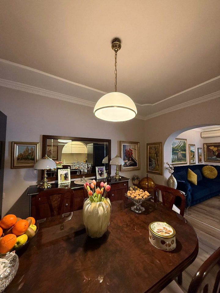 VENDESI APPARTAMENTO 2+1 – VIA KAVAJËS, VIA NAIM FRASHËRI