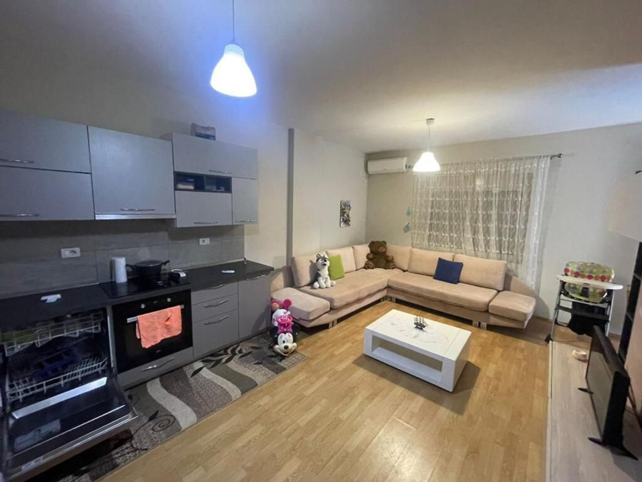 FOR SALE 2+1 APARTMENT – FRESKU, TIRANA