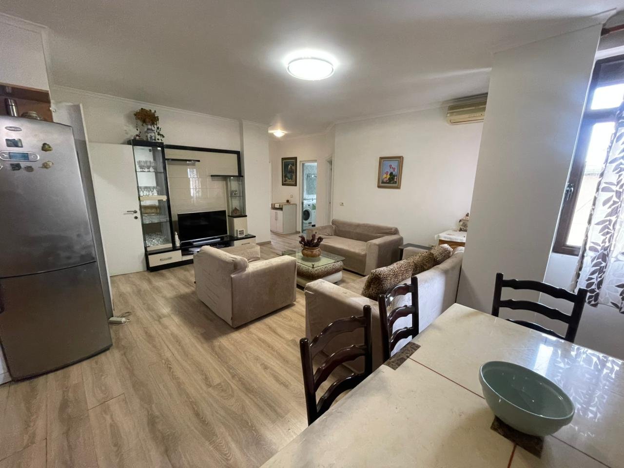 JEPET ME QIRA APARTAMENT 2+1 – PORCELAN, TIRANË