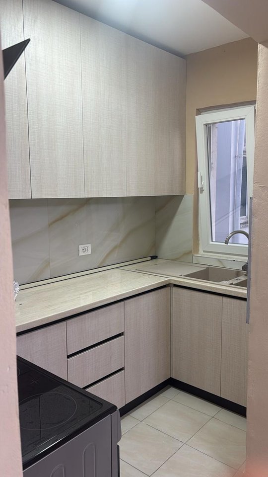 AFFITTASI APPARTAMENTO 1+1 – EX RISTORANTE DURRËS