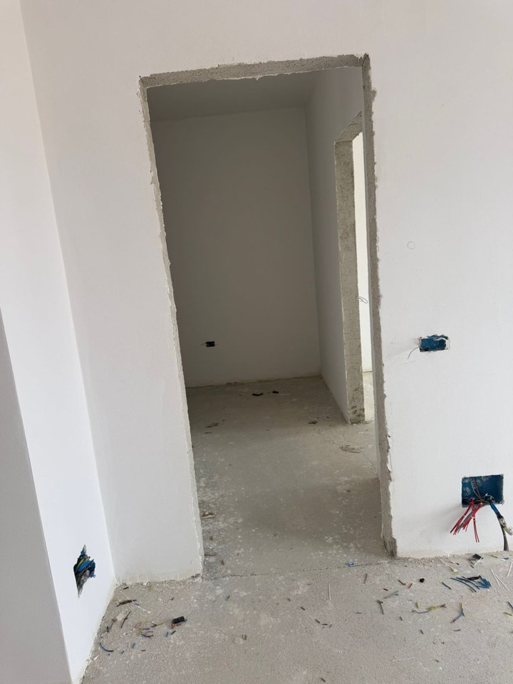 SHITET APARTAMENT 1+1 – KINOSTUDIO, TIRANË