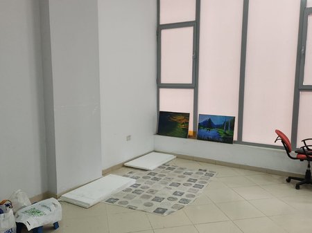 🏢 Shop for rent or sale, suitable for various business activities
📍 Klensi Palace, Tirana