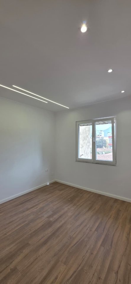 SHITET APARTAMENT 2+1 – BUZË RR. BARDHYL, TIRANË