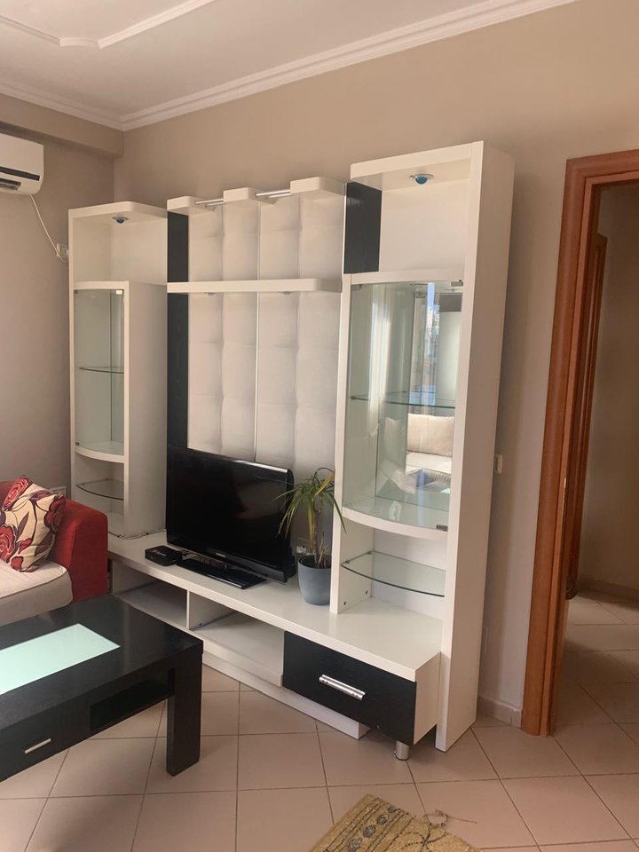 ✨ Apartament me qera në Rrugën Gjon Muzaka ✨