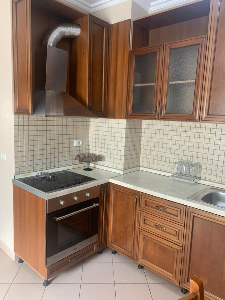 ✨ Apartament me qera në Rrugën Gjon Muzaka ✨