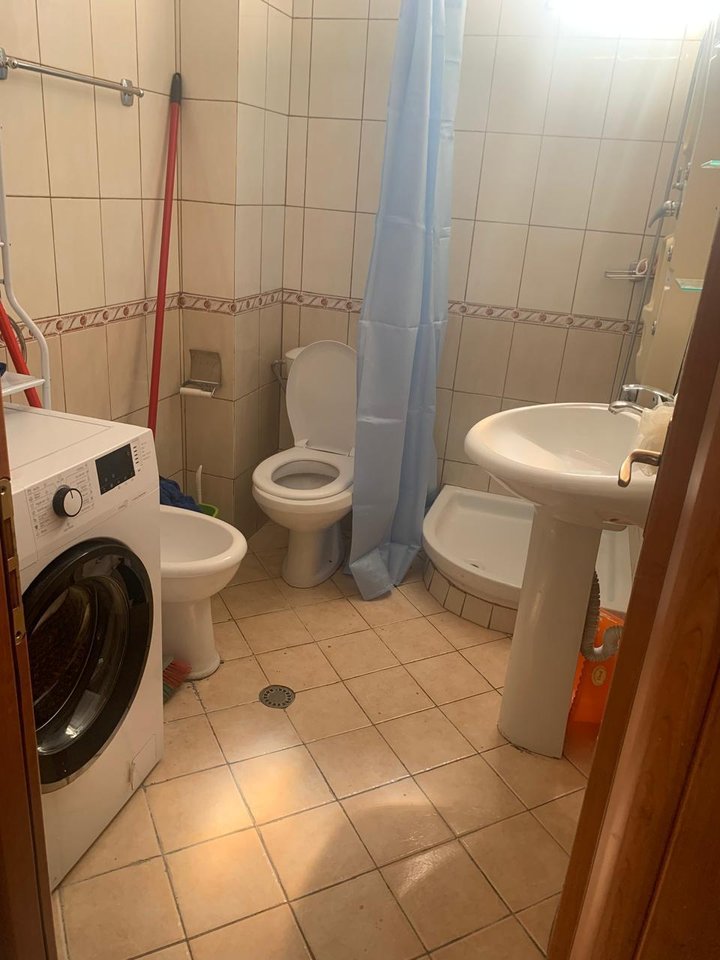 ✨ Apartament me qera në Rrugën Gjon Muzaka ✨