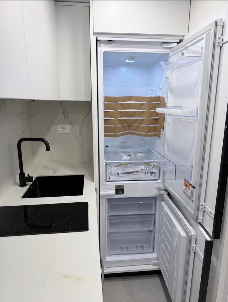 GARSONIERE ME QIRA – FUNDI I RRUGES 5 MAJI / RRUGA ALI BESHIRI, TIRANË