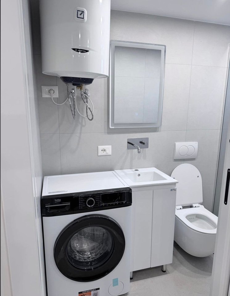 GARSONIERE ME QIRA – FUNDI I RRUGES 5 MAJI / RRUGA ALI BESHIRI, TIRANË