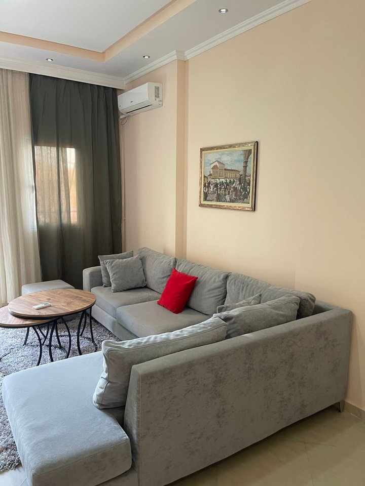 ✨ Apartament me qera te Selvia ✨