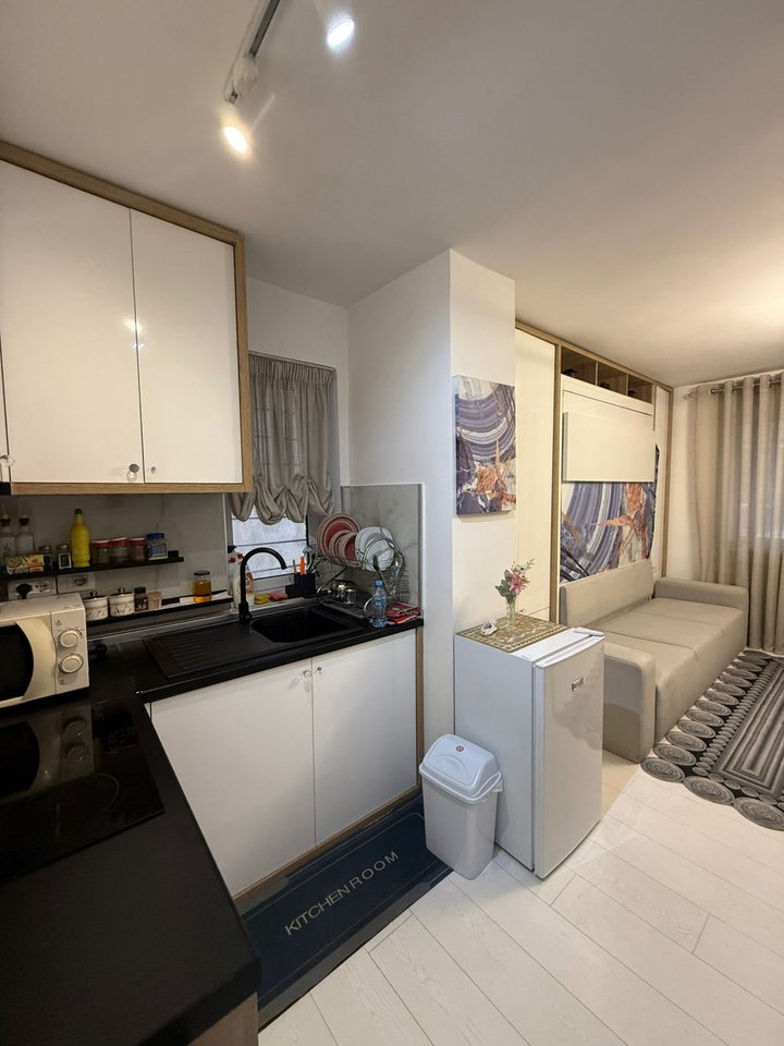 MONOLOCALE IN VENDITA – ALI DEMI