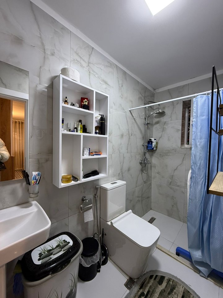 MONOLOCALE IN VENDITA – ALI DEMI