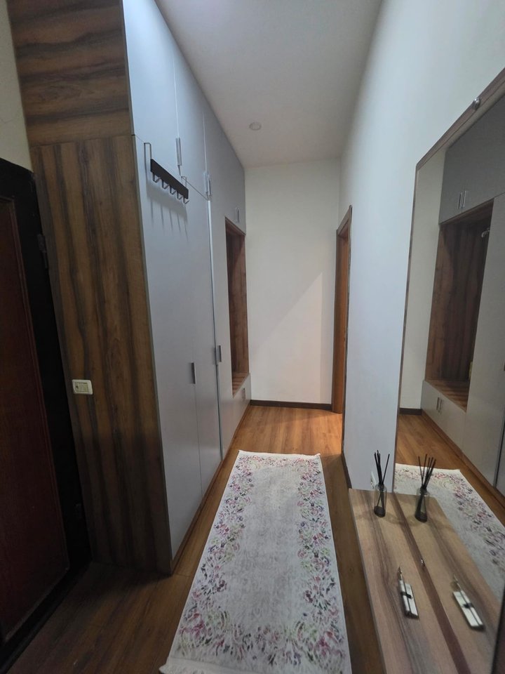 JEPET ME QERA APARTAMENT 1+1 – QENDËR