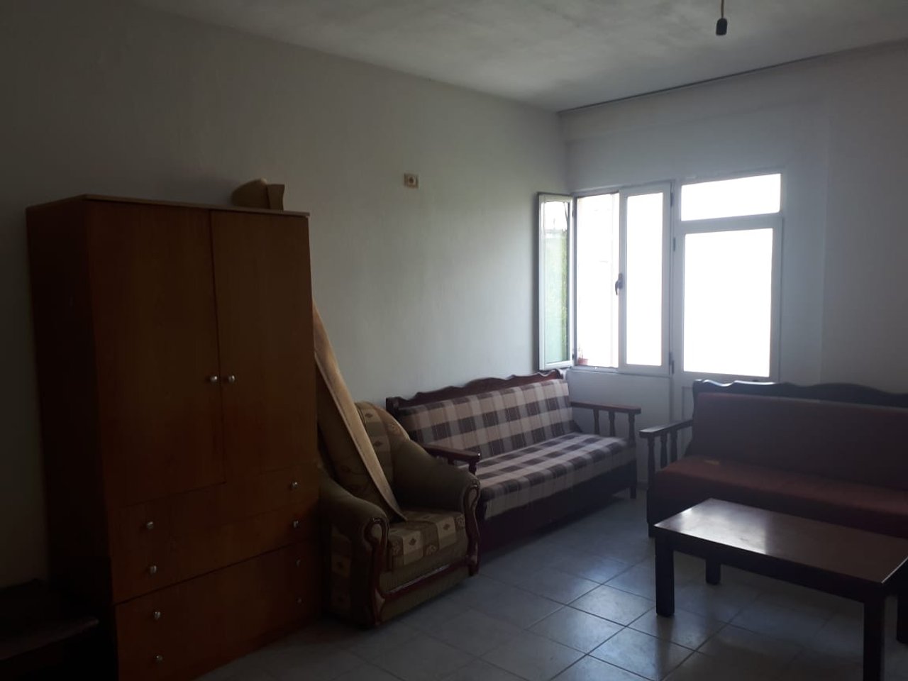 HOUSE FOR RENT – 3 VËLLEZËRIT KONTI STREET (OSO KUKA), NEAR THE AMERICAN VILLAS / ELBASAN STREET, TIRANA