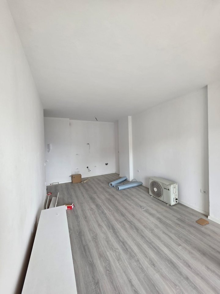 JEPET ME QERA APARTAMENT 1+1 – LAPRAKË / E88