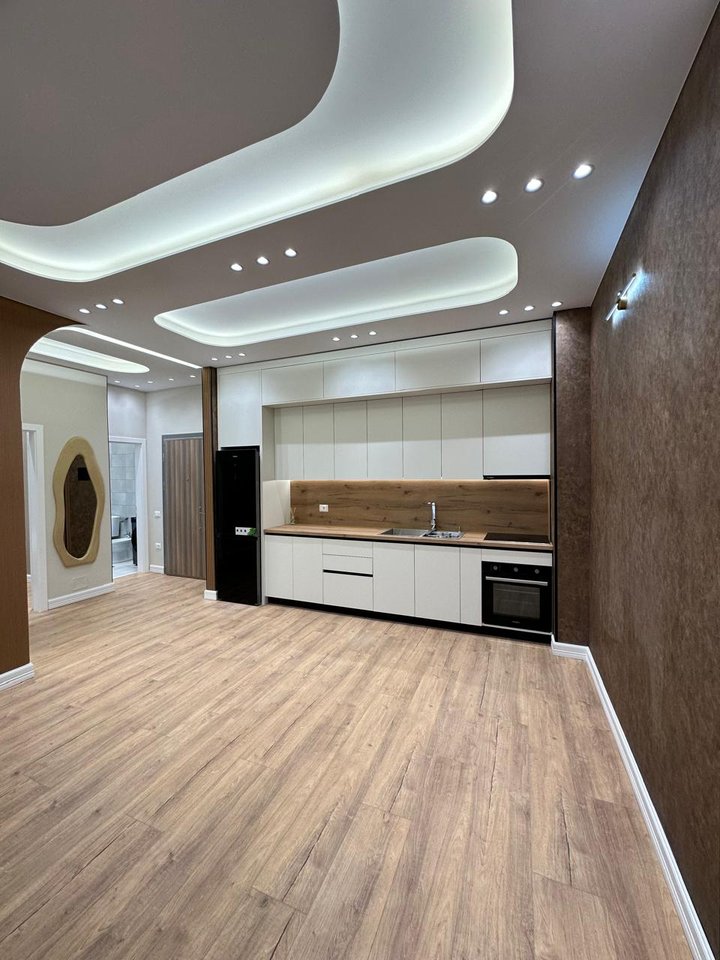 SHITET APARTAMENT 2+1 – KOMPLEKSI GOLDEN PARK, TIRANË