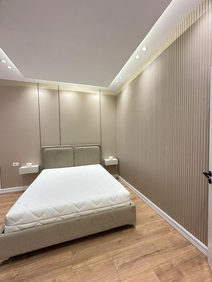 SHITET APARTAMENT 2+1 – KOMPLEKSI GOLDEN PARK, TIRANË