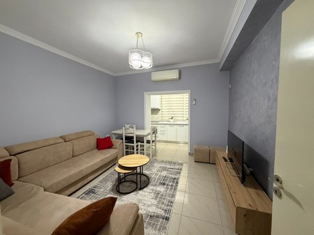 AFFITTASI APPARTAMENTO 1+1 – VIA BARDHYL