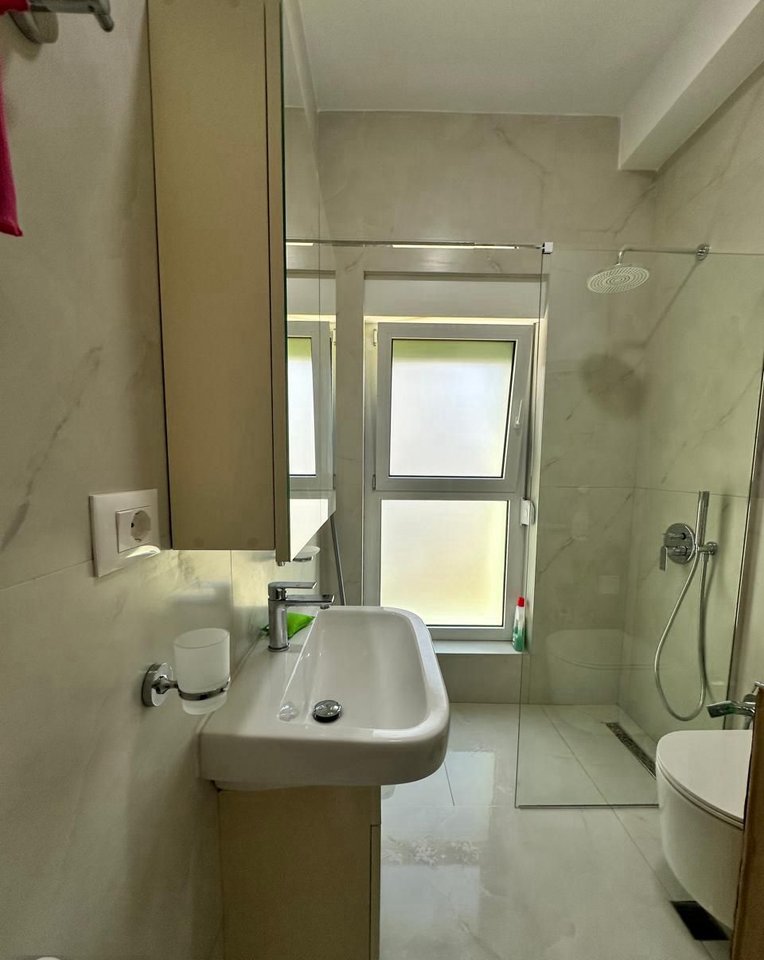 🏡 SHTËPI ME QERA – TEK REZIDENCA KADIU, ALI DEMI